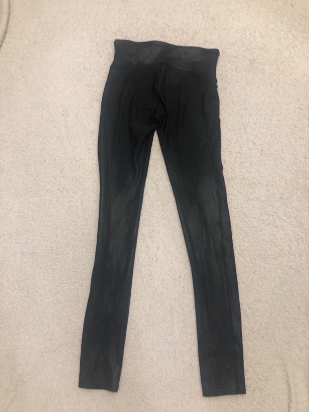 Spanx Faux Leather Leggings,  Size small Black - Picture 4 of 6